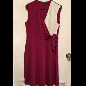 Kasper - Red and White Wrap Dress - Size :: Large